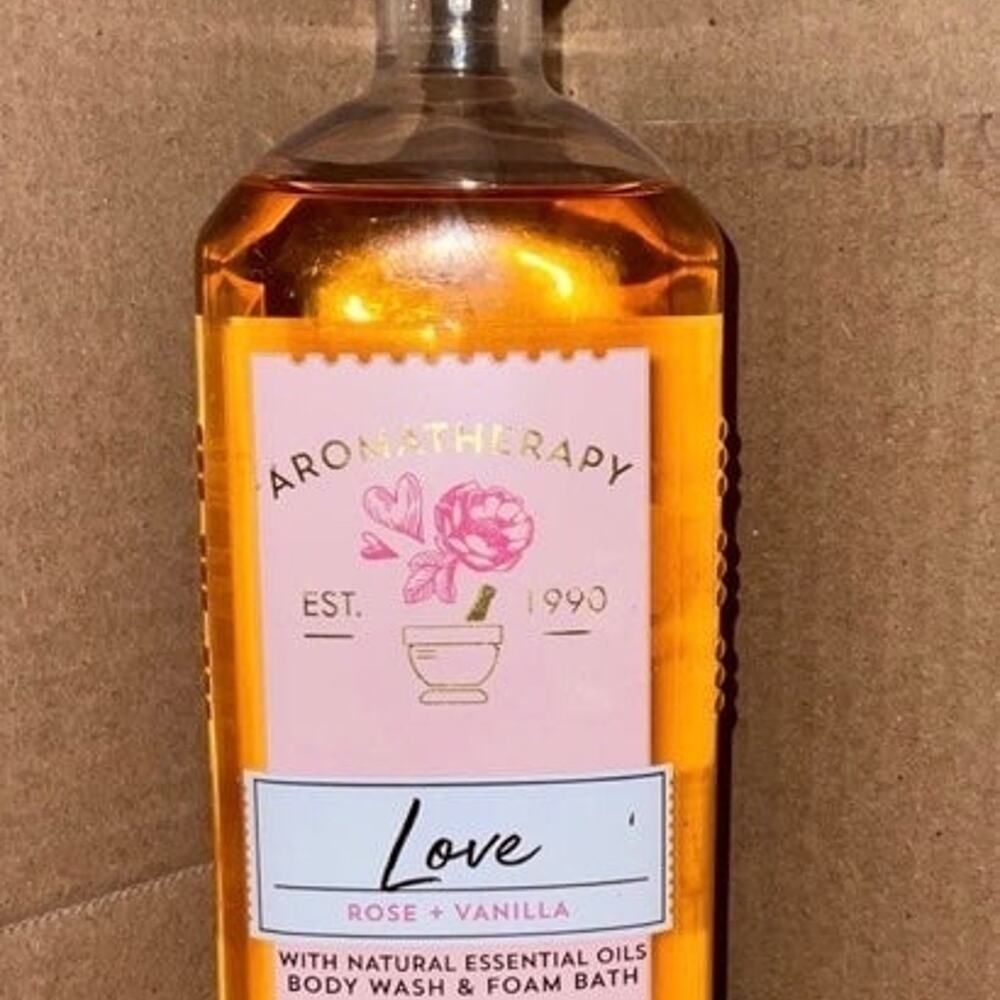 Bath and Body Works LOVE Aromatherapy Rose and Vanilla Body Wash & Foam Bath New